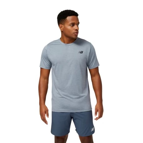 NEW BALANCE CAMISETA MANGA CORTA PARA CABALLERO (MT31095)