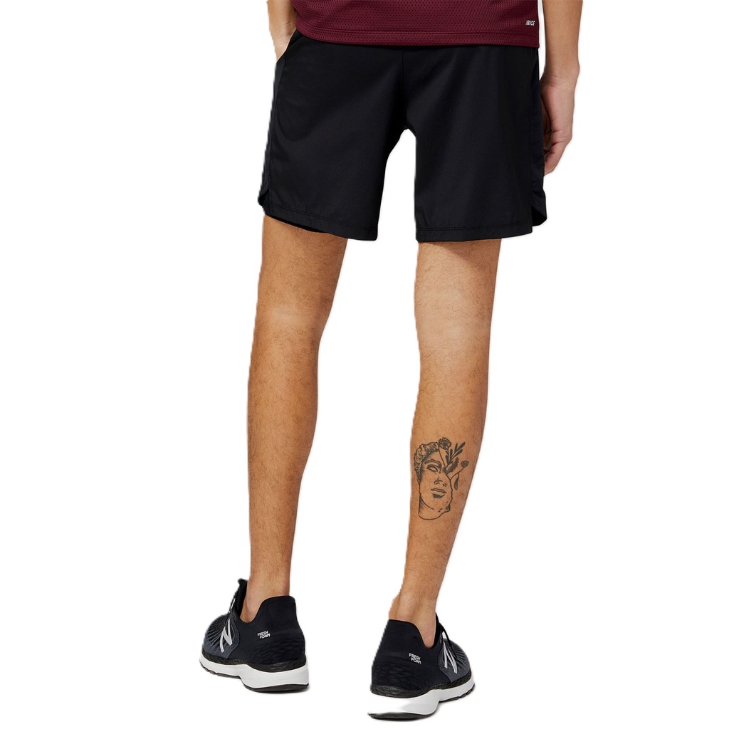 NEW BALANCE SHORT CON LICRA PARA CABALLERO (MS23245)