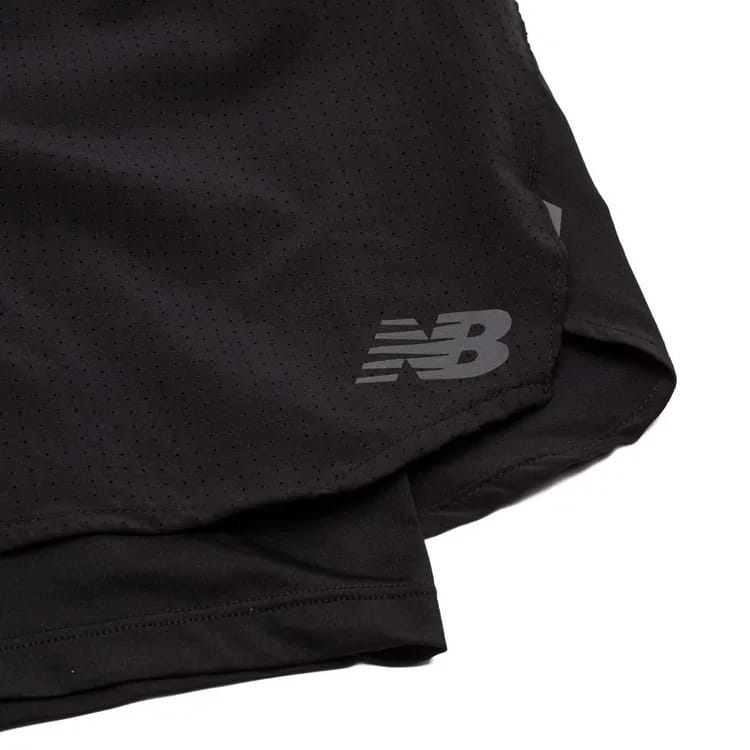 NEW BALANCE SHORT CON LICRA PARA CABALLERO (MS23282)