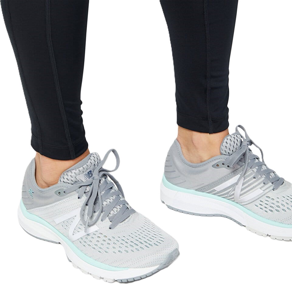 NEW BALANCE LICRA DEPORTIVA LARGA PARA DAMA (WP23234)