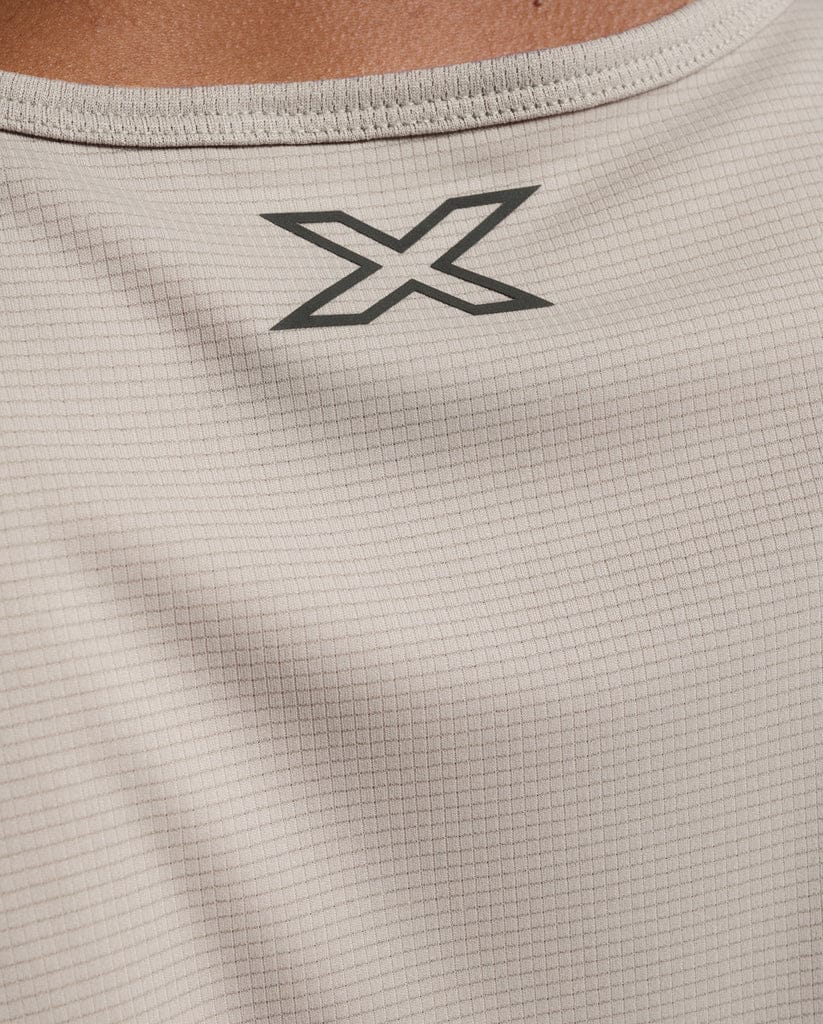 2XU CAMISETA SIN MANGA PARA CABALLERO (MR6676a)