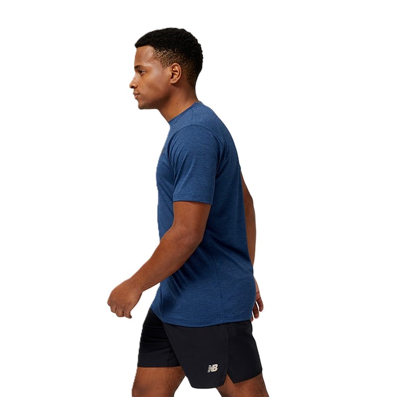 NEW BALANCE CAMISETA MANGA CORTA PARA CABALLERO (MT31095)